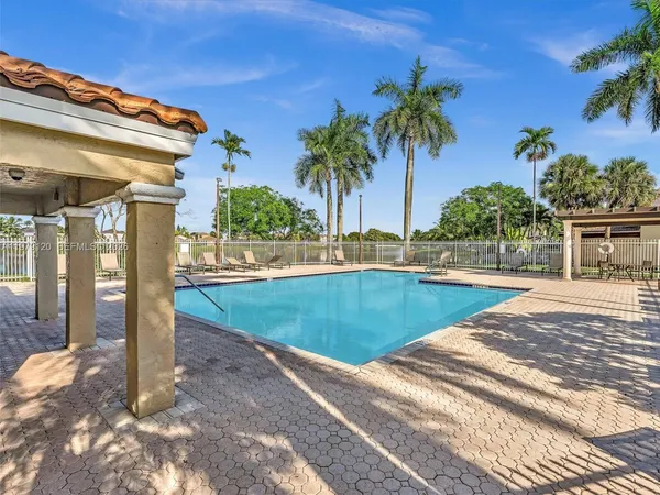 $4,700 | 15363 Northwest 14th Road, Pembroke Pines, FL 33028