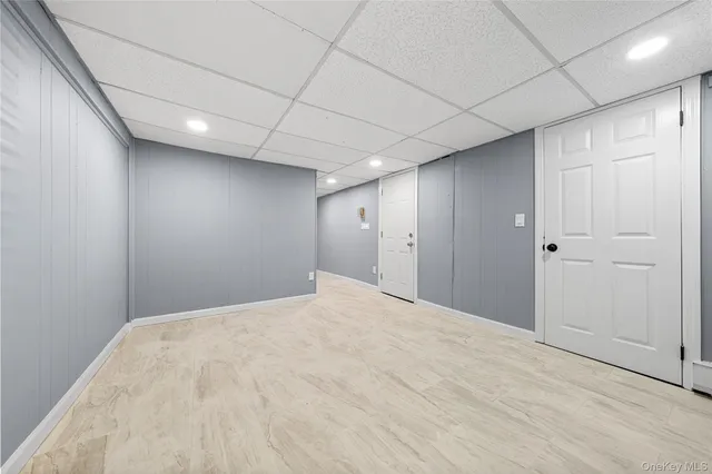 a view of empty room