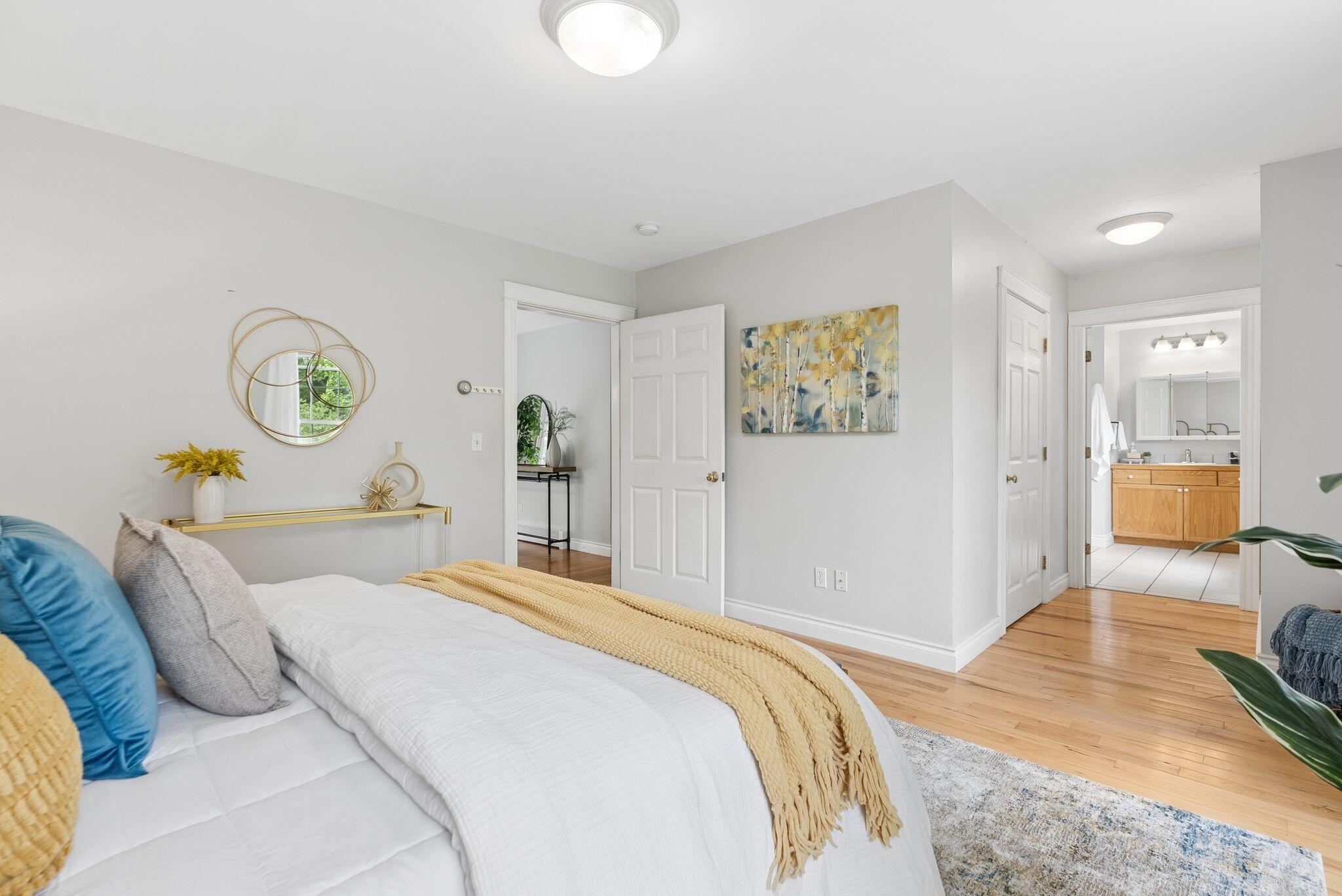 143 Falmouth Road Falmouth, ME 04105 - Photo 17 of 62 39_DSC06094