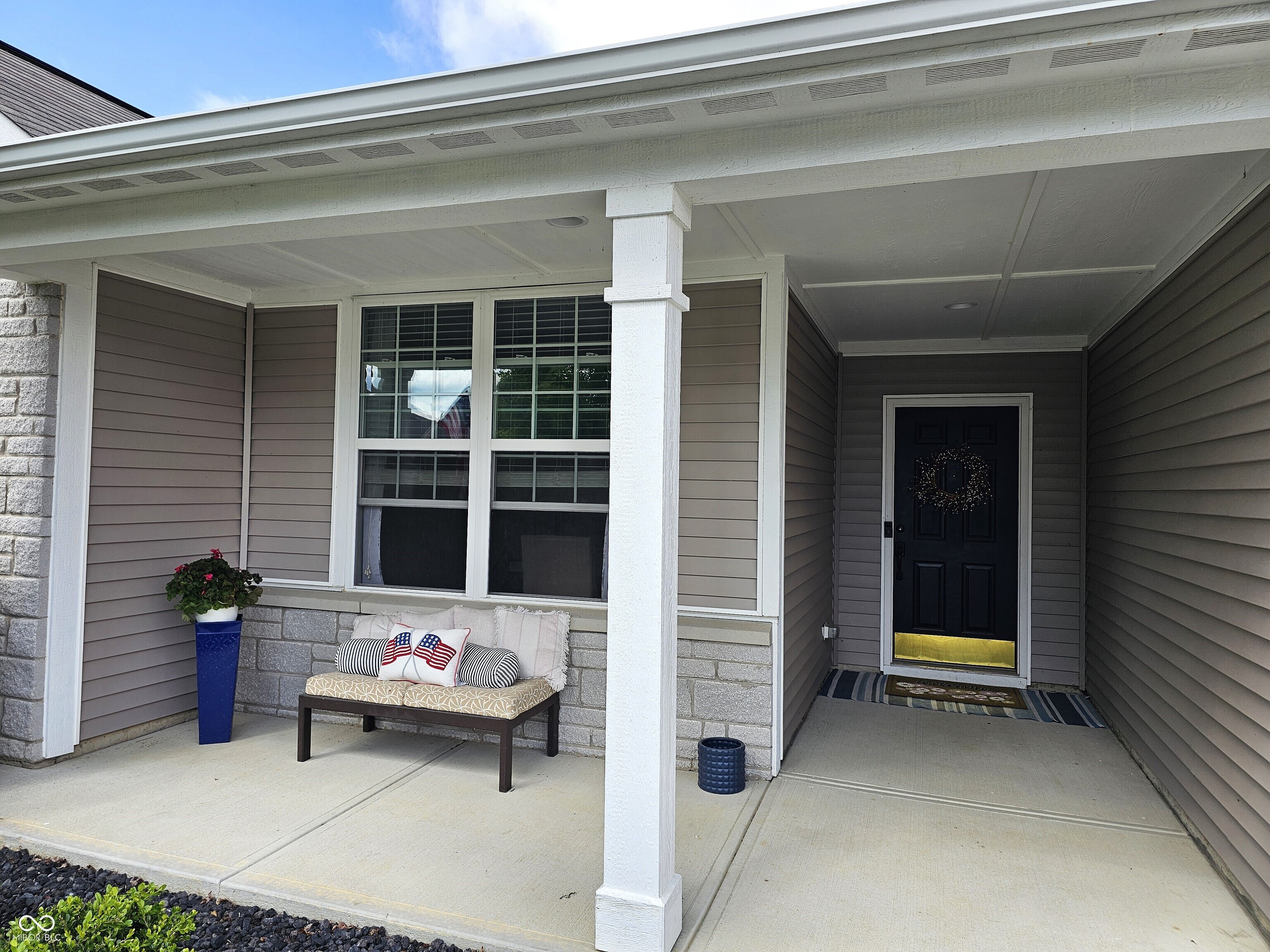 6512 Flat Ridge Lane Brownsburg, IN 46112 - Photo 4 of 56
