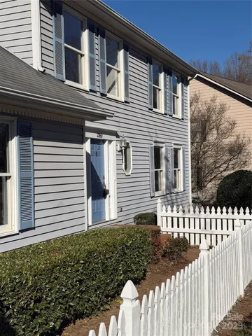 $400,000 | 2260 Wynbourne Drive, Gastonia, NC 28056