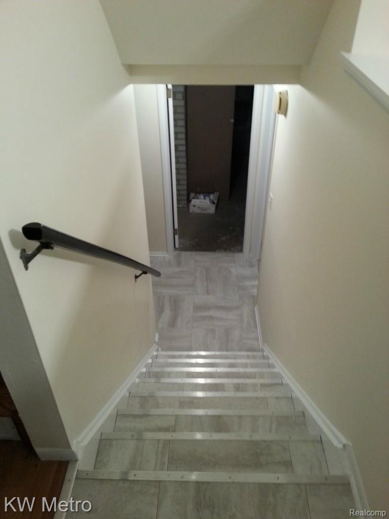 33992 Dequindre Road Sterling Heights, MI 48310 - Photo 21 of 36 12-8-13 chris phone 782.jpg