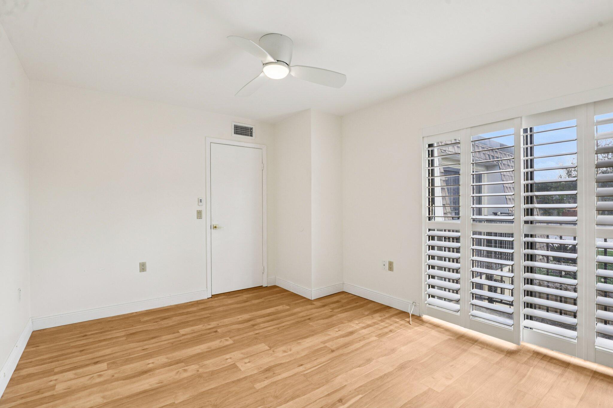 2911 Southwest 22nd Circle, Unit 37B Delray Beach, FL 33445 - Photo 24 of 28 24-web-or-mls-SW 22nd Cir-S0303-024