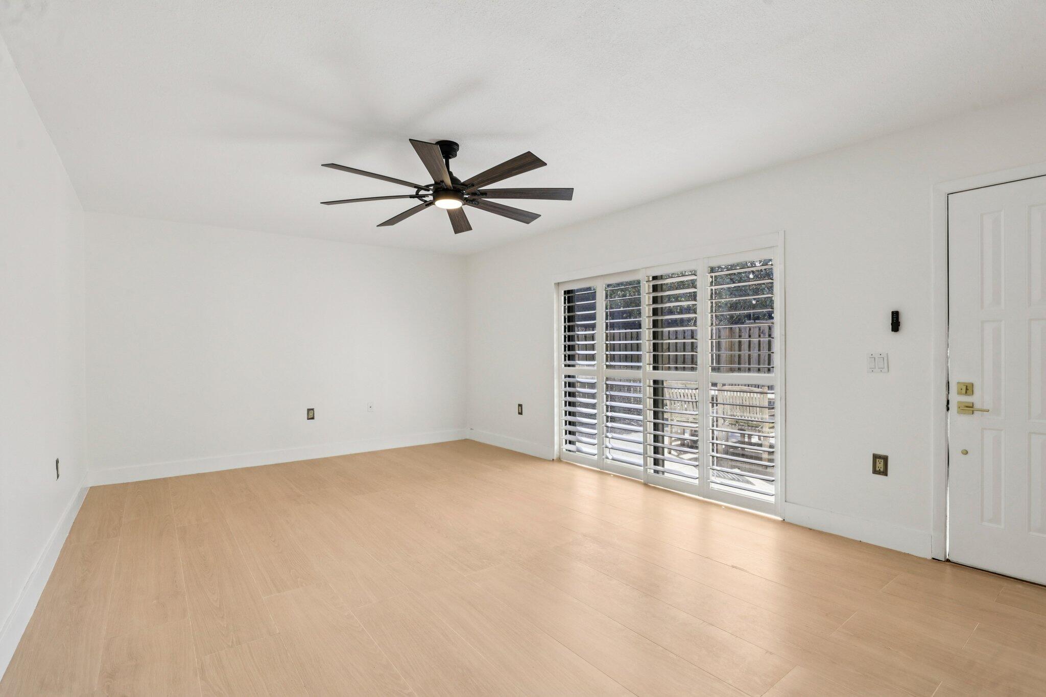2911 Southwest 22nd Circle, Unit 37B Delray Beach, FL 33445 - Photo 9 of 28 10-web-or-mls-SW 22nd Cir-S0303-010