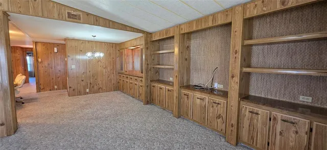 $194,500 | 5650 Benton Street, Zephyrhills, FL 33542