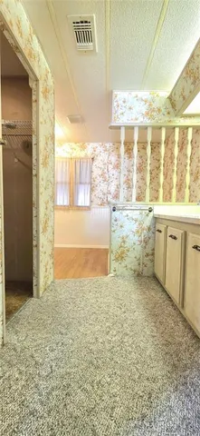 $194,500 | 5650 Benton Street, Zephyrhills, FL 33542