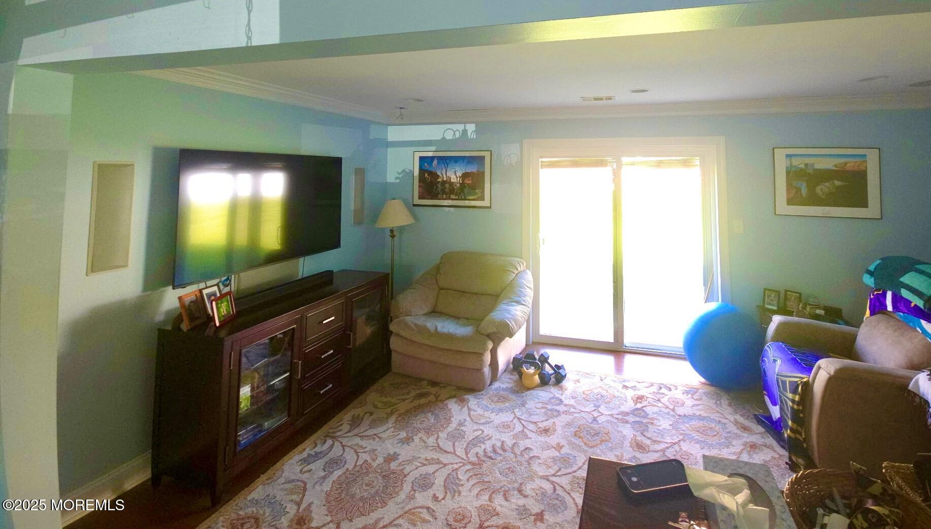 214 Sawmill Road, Unit 452 Brick, NJ 08724 - Photo 5 of 12 Living Room