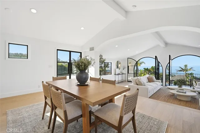 $4,350,000 | 406 VÃa Mesa Grande, Redondo Beach, CA 90277