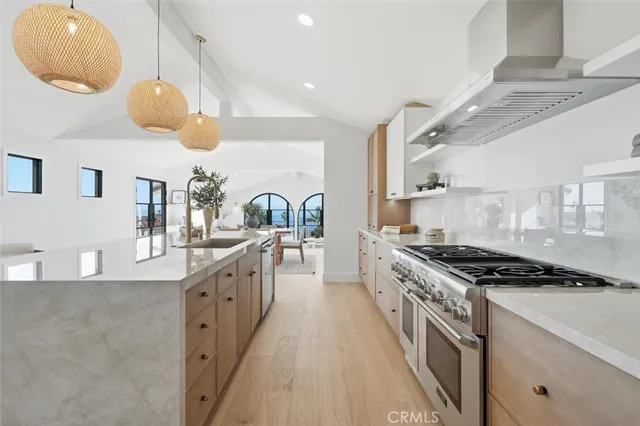 $4,350,000 | 406 VÃa Mesa Grande, Redondo Beach, CA 90277