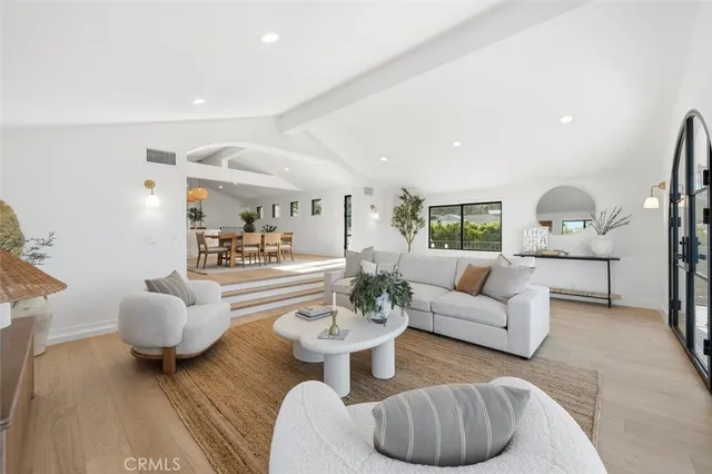 $4,350,000 | 406 VÃa Mesa Grande, Redondo Beach, CA 90277