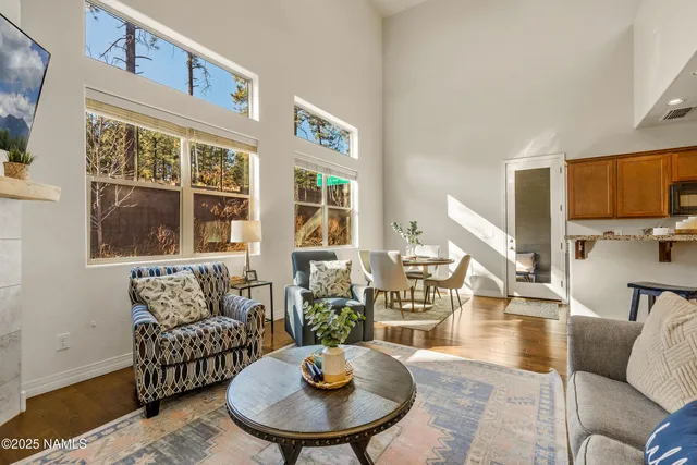 $699,900 | 2477 West Mission Timber Circle, Flagstaff, AZ 86001