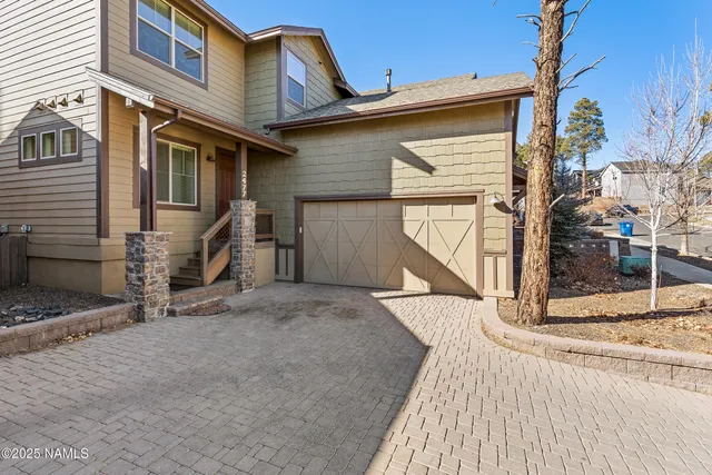 $699,900 | 2477 West Mission Timber Circle, Flagstaff, AZ 86001