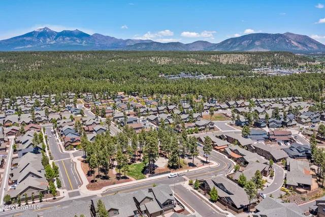 $699,900 | 2477 West Mission Timber Circle, Flagstaff, AZ 86001
