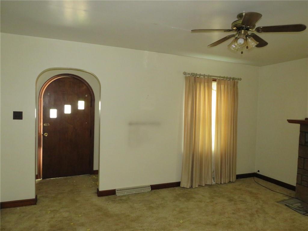 225 North Main Street Houston, PA 15342 - Photo 22 of 28