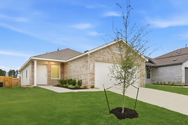 $1,695 | 25405 Carnation Court, Montgomery, TX 77316