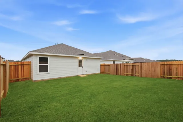 $1,695 | 25405 Carnation Court, Montgomery, TX 77316