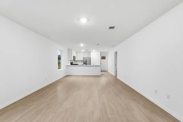 $1,695 | 25405 Carnation Court, Montgomery, TX 77316