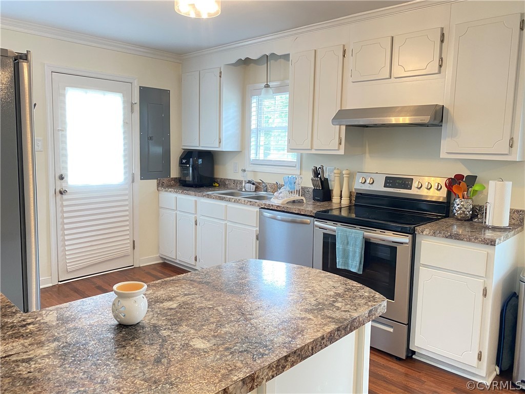 8691 Strath Road Henrico, VA 23231 - Photo 19 of 30