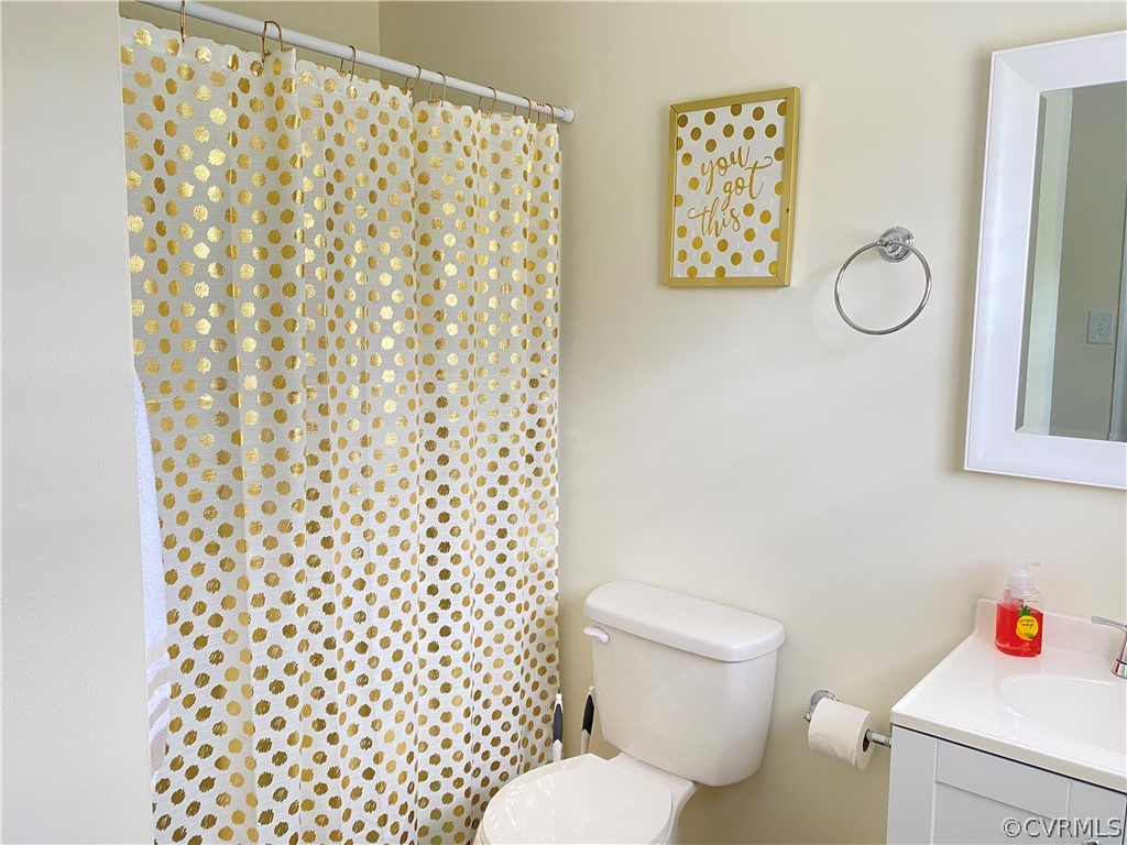 8691 Strath Road Henrico, VA 23231 - Photo 30 of 30 Primary bath