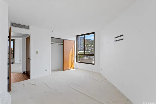 $399,000 | 1040 Lunalilo Street, Unit 706, Honolulu, HI 96822