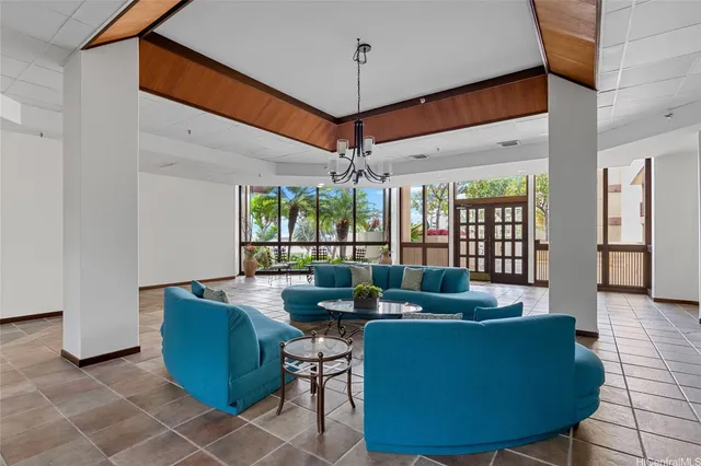 $399,000 | 1040 Lunalilo Street, Unit 706, Honolulu, HI 96822