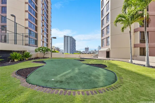 $399,000 | 1040 Lunalilo Street, Unit 706, Honolulu, HI 96822