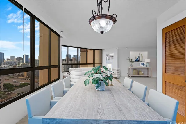 $399,000 | 1040 Lunalilo Street, Unit 706, Honolulu, HI 96822