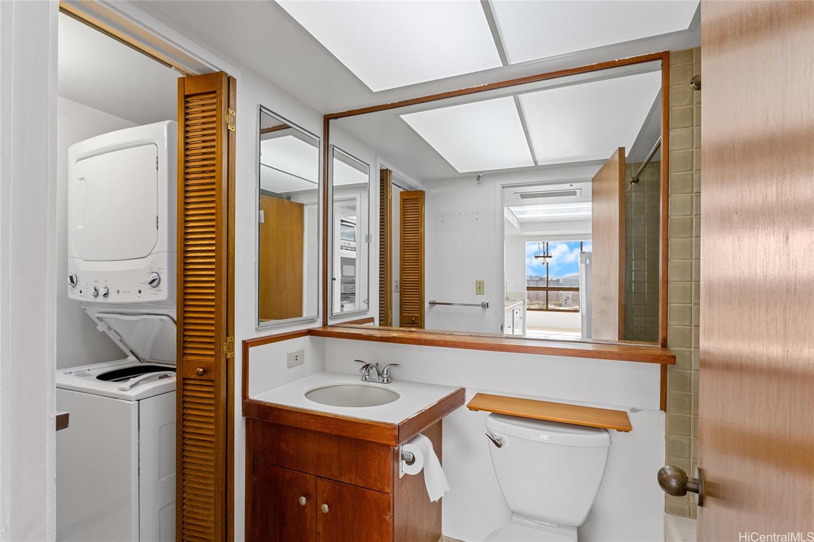 1040 Lunalilo Street, Unit 706 Honolulu, HI 96822 - Photo 7 of 18