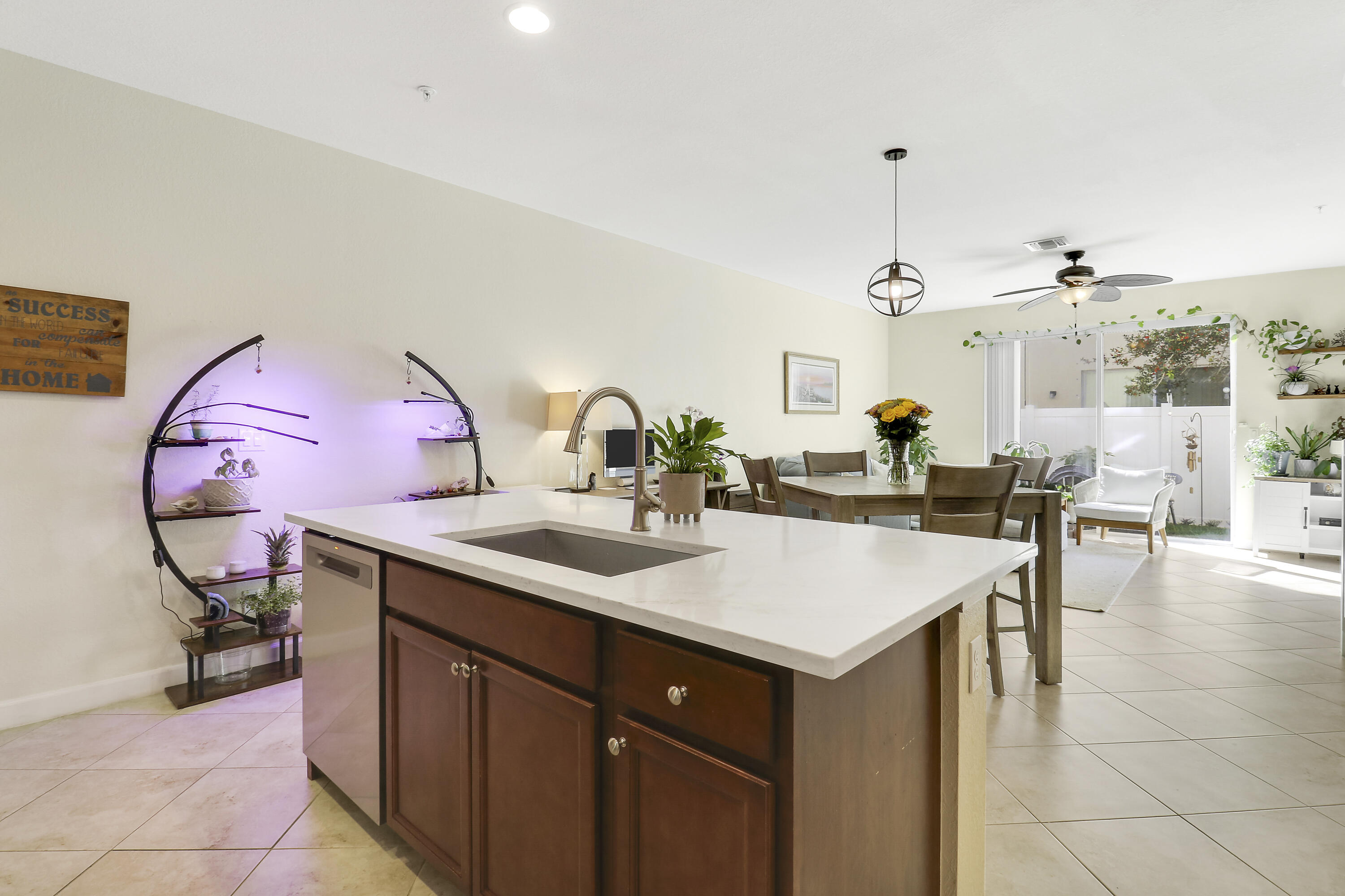 9504 Southwest Merlin Court Stuart, FL 34997 - Photo 7 of 36 House1-14