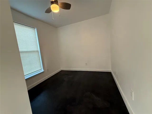 $1,500 | 1135 1/2 Holly Glen Circle, Dallas, TX 75232