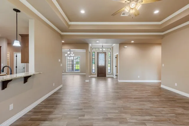 $672,000 | 181 Broadmoor Street, Meadowlakes, TX 78654