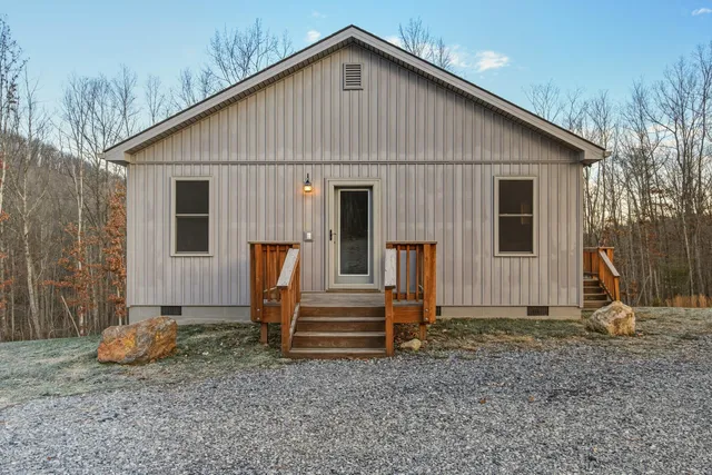$355,000 | 324 Old Wagon Road, Luray, VA 22835