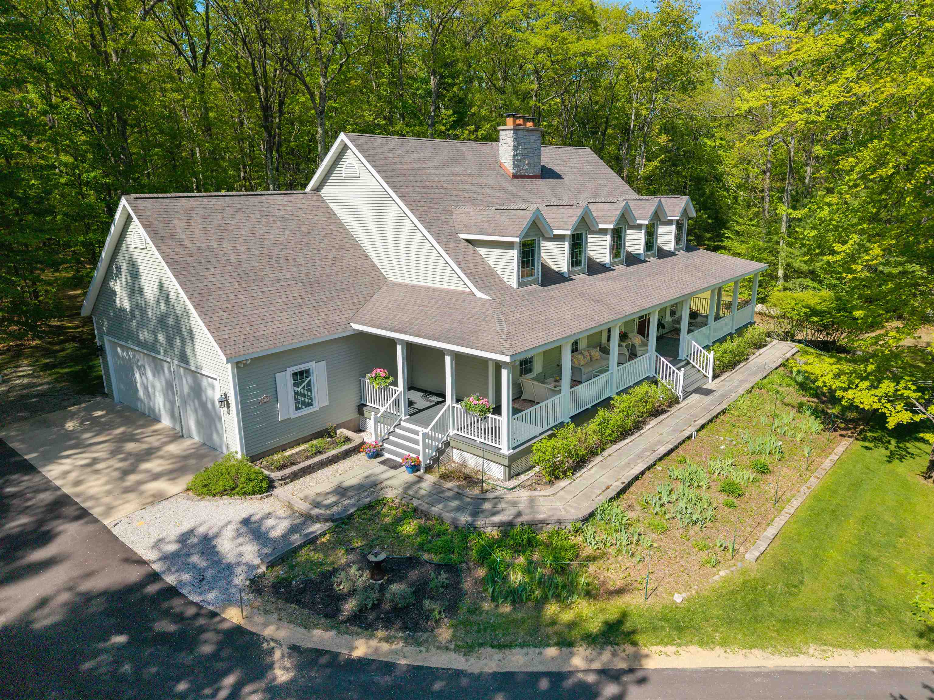 8745 Wheeler Oaks Road Williamsburg, MI 49690 - Photo 57 of 58 1946223-ea44a63b-7331-4f75-8e01-6a6c74207a8a.JPG
