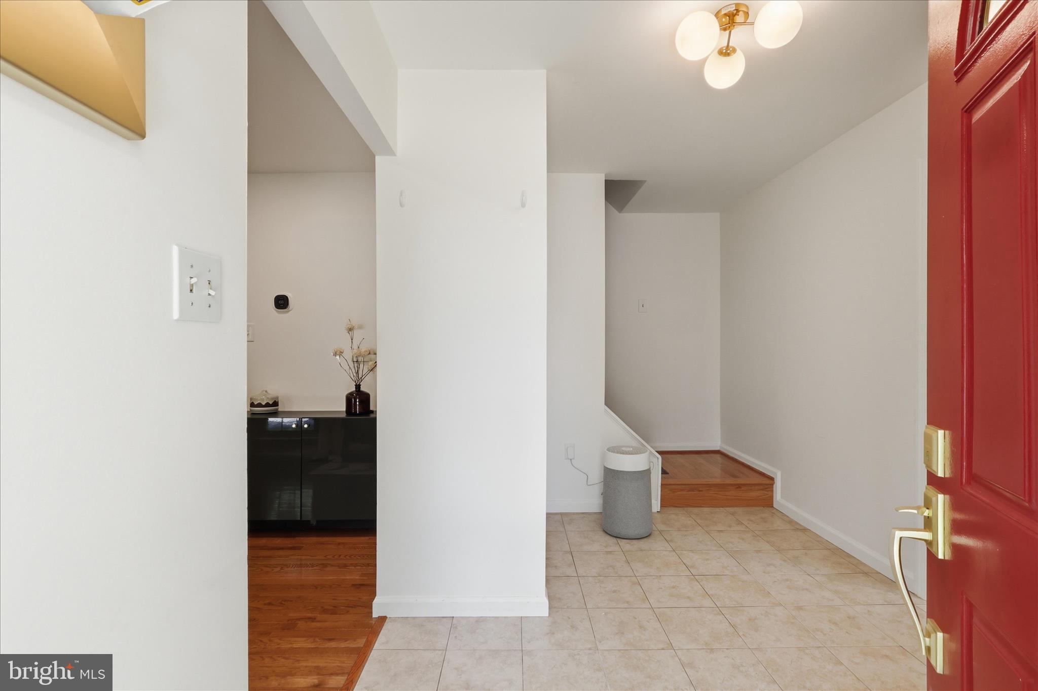 2412 Rosedown Drive Reston, VA 20191 - Photo 5 of 43