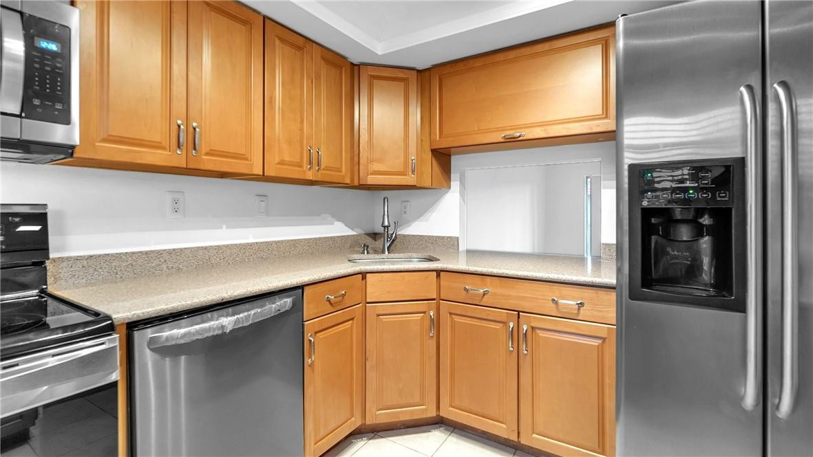 9354 Southwest 3rd Street, Unit 614 Boca Raton, FL 33428 - Photo 7 of 19 Photo 7