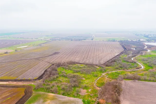 $8,899,999 | 95 & Cr, Granger, TX 76530