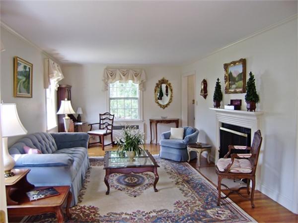 54 Fuller Brook Road Wellesley, MA 02482 - Photo 6 of 15