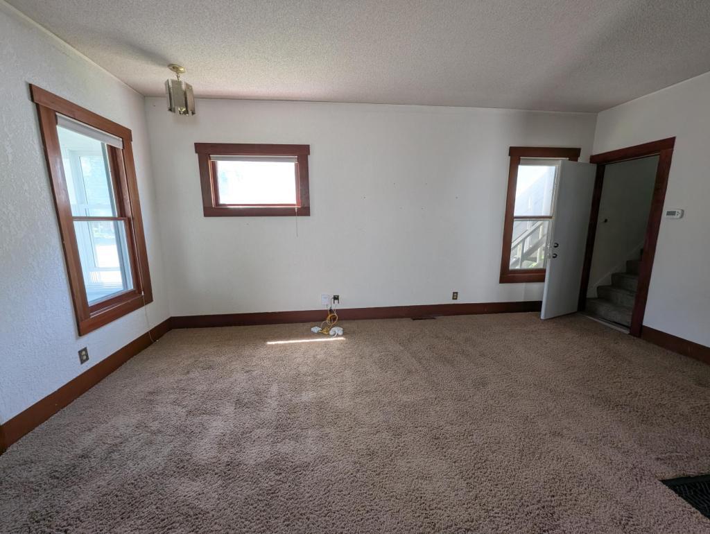 119 8th Avenue Southeast Rochester, MN 55904 - Photo 8 of 37