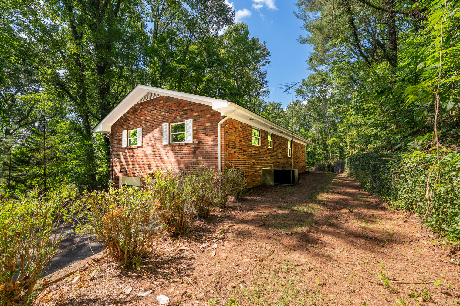 546 Indian Springs Road Ringgold, GA 30736 - Photo 11 of 36 IMG_6564