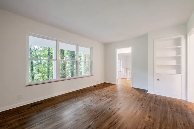 $299,900 | 546 Indian Springs Road, Ringgold, GA 30736