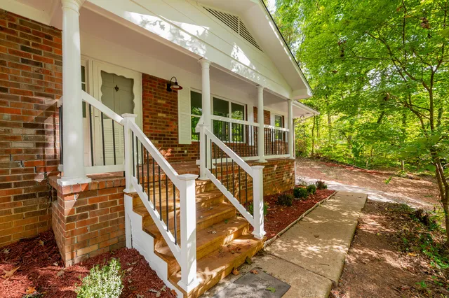$299,900 | 546 Indian Springs Road, Ringgold, GA 30736