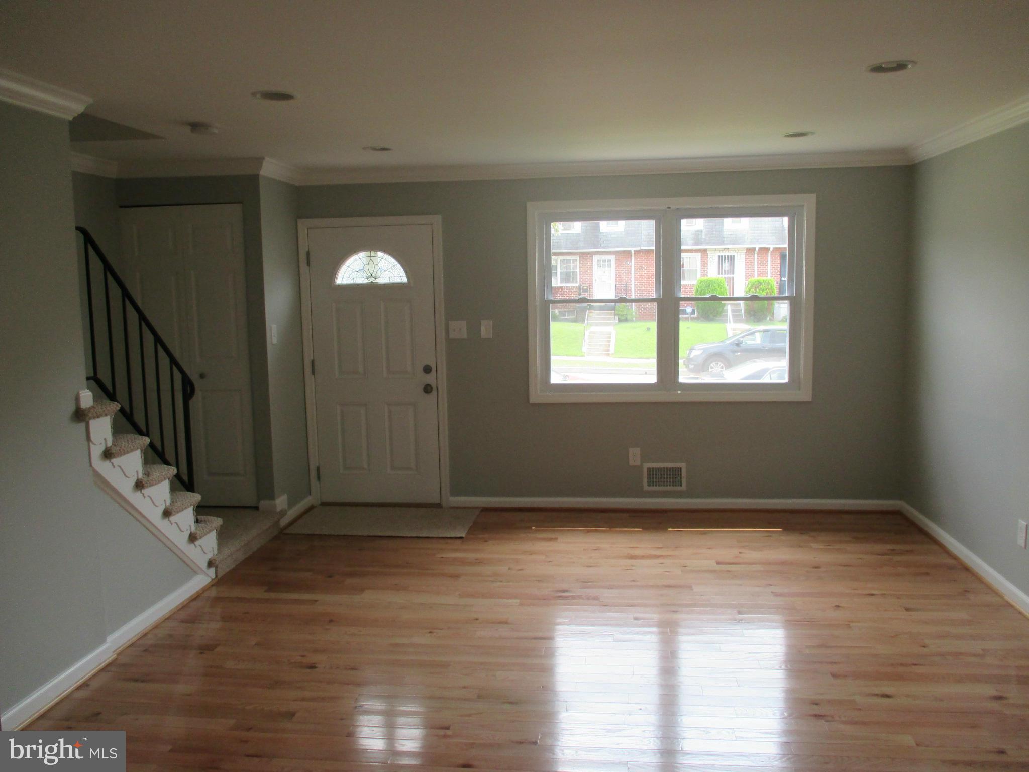 5644 Whitby Road Baltimore, MD 21206 - Photo 2 of 30 Living Room