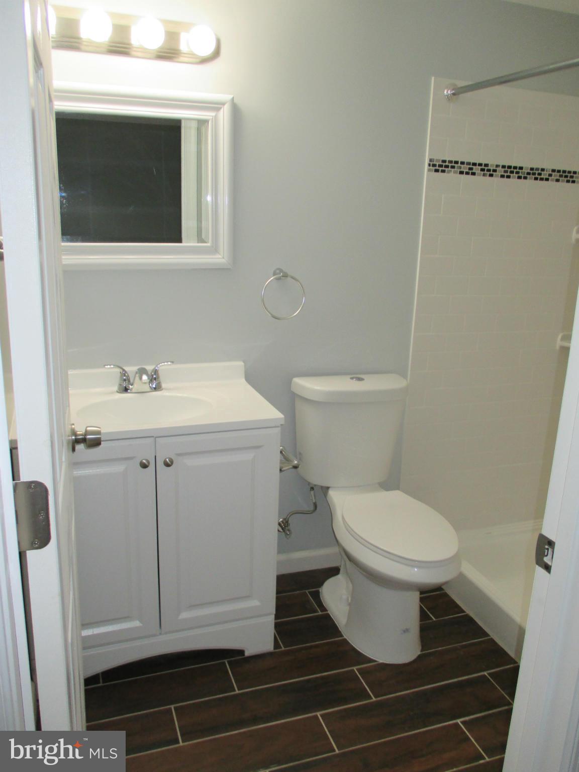 5644 Whitby Road Baltimore, MD 21206 - Photo 25 of 30 Full Lower Bath