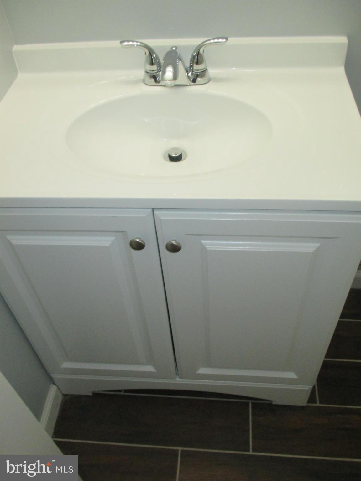 5644 Whitby Road Baltimore, MD 21206 - Photo 26 of 30 Bath