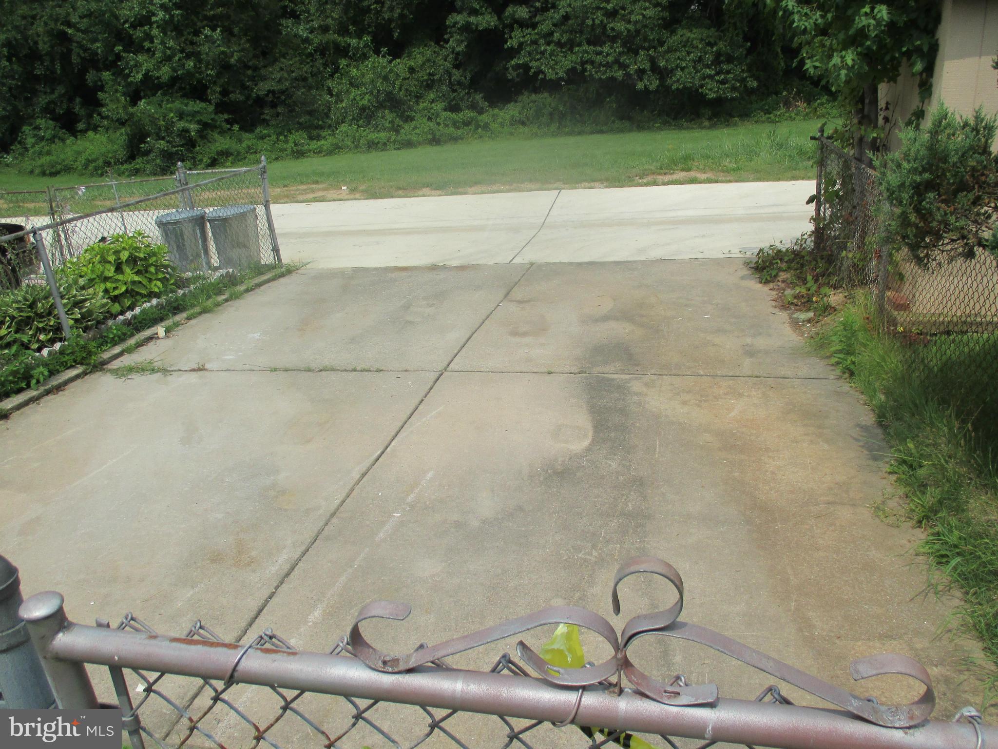 5644 Whitby Road Baltimore, MD 21206 - Photo 29 of 30 Enough Space for 2 Cars