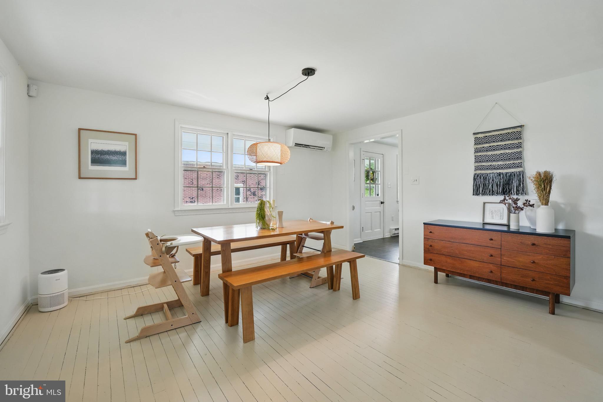 43225 Lucketts Road Leesburg, VA 20176 - Photo 23 of 49 Charming Painted Floors