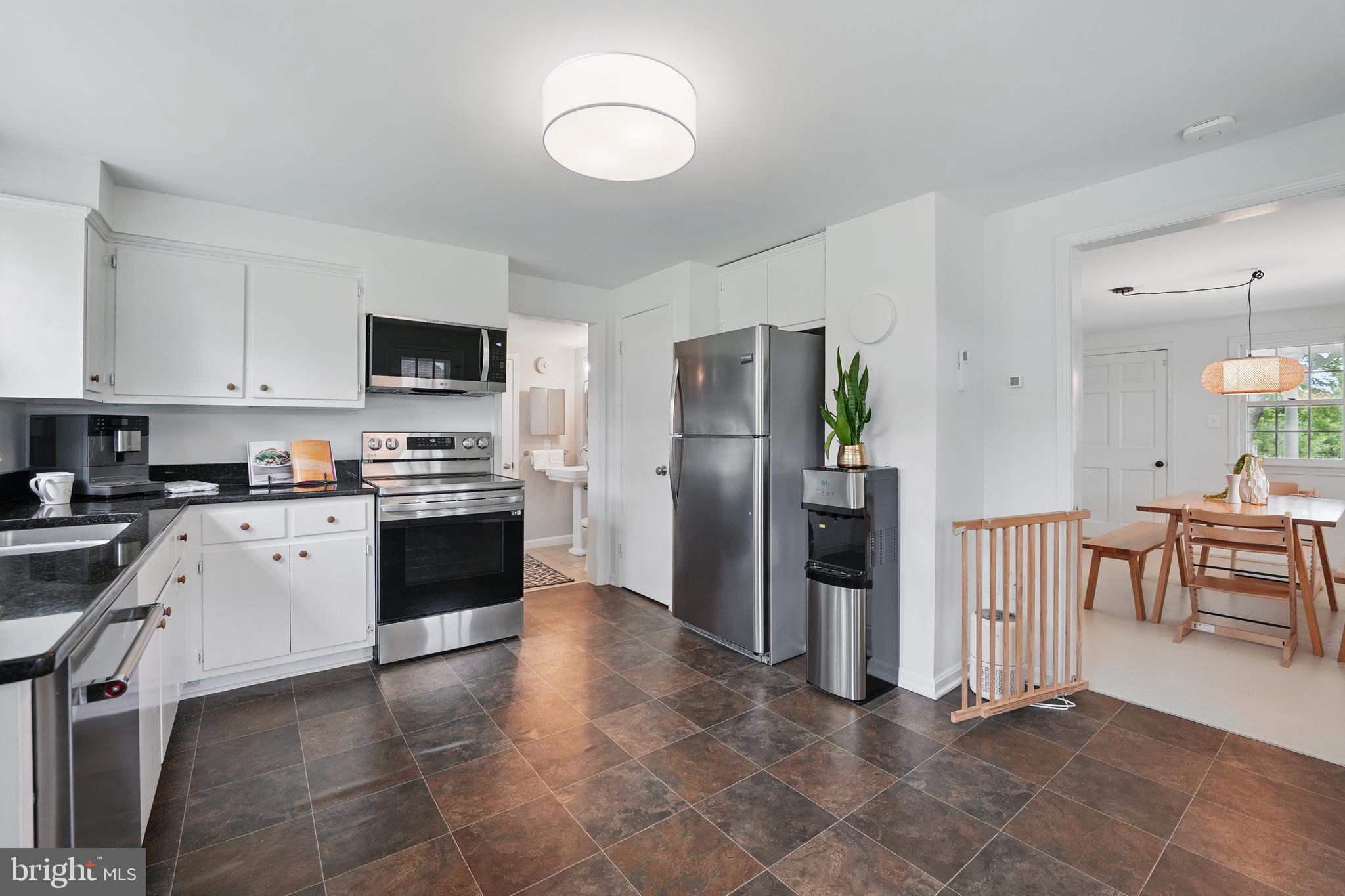 43225 Lucketts Road Leesburg, VA 20176 - Photo 27 of 49 Gallery Image 27