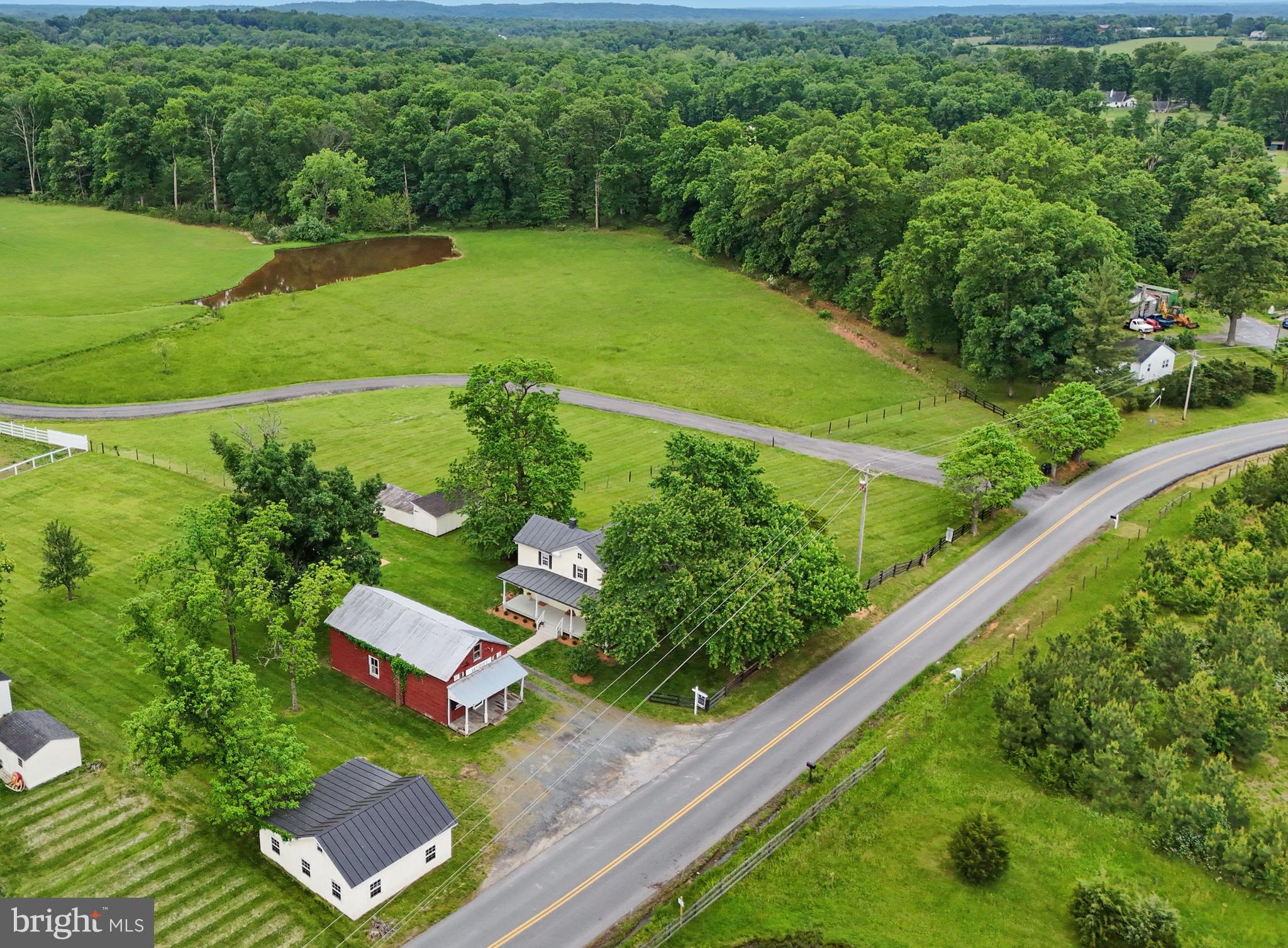 43225 Lucketts Road Leesburg, VA 20176 - Photo 8 of 49 Great property with Barn & General Store