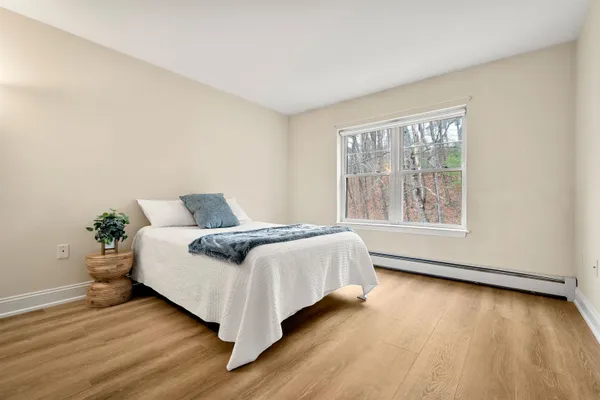 $350,000 | 265 Edward J Roy Drive, Unit 319, Manchester, NH 03104