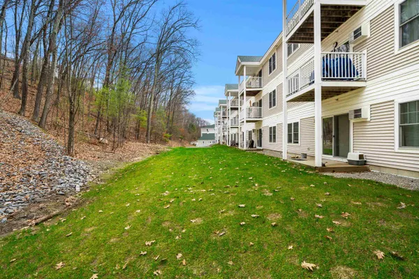 $350,000 | 265 Edward J Roy Drive, Unit 319, Manchester, NH 03104